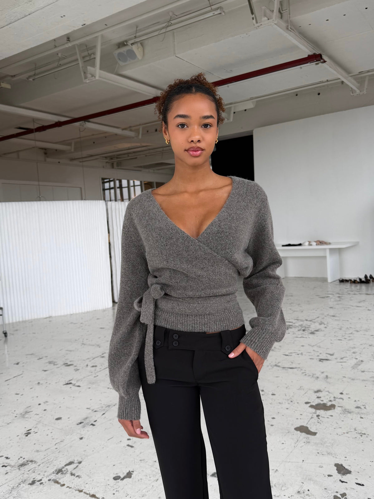Wool blend wrap cardigan - lys grå/brun (forudbestilling)