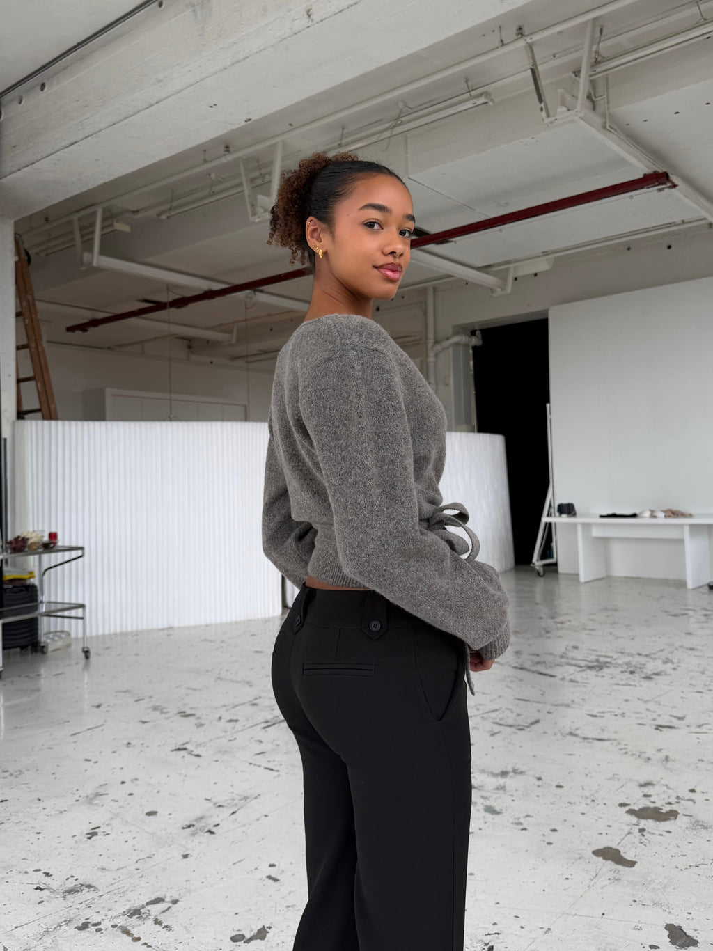 Wool blend wrap cardigan - lys grå/brun (forudbestilling)