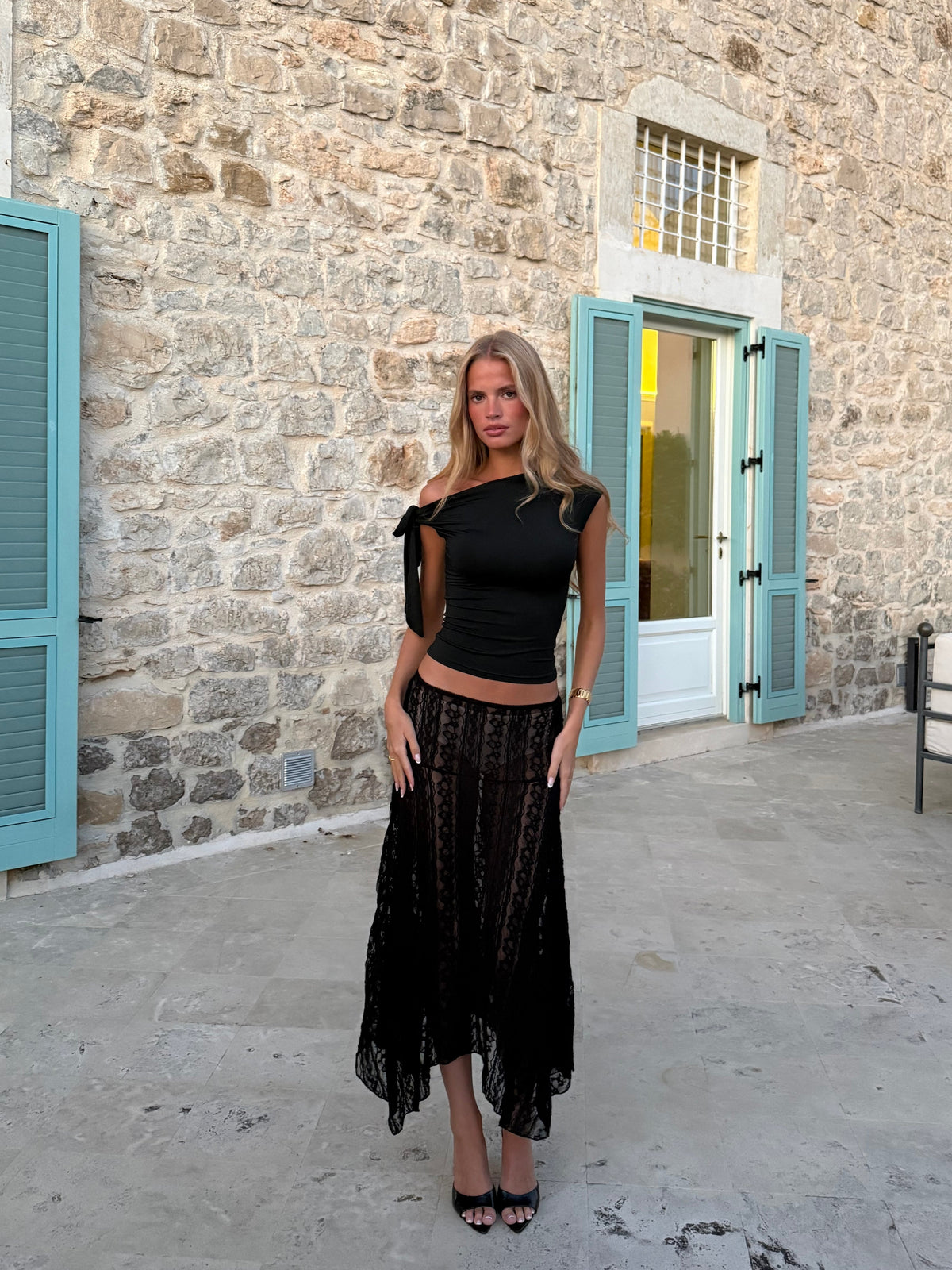 Lyra lace skirt - sort